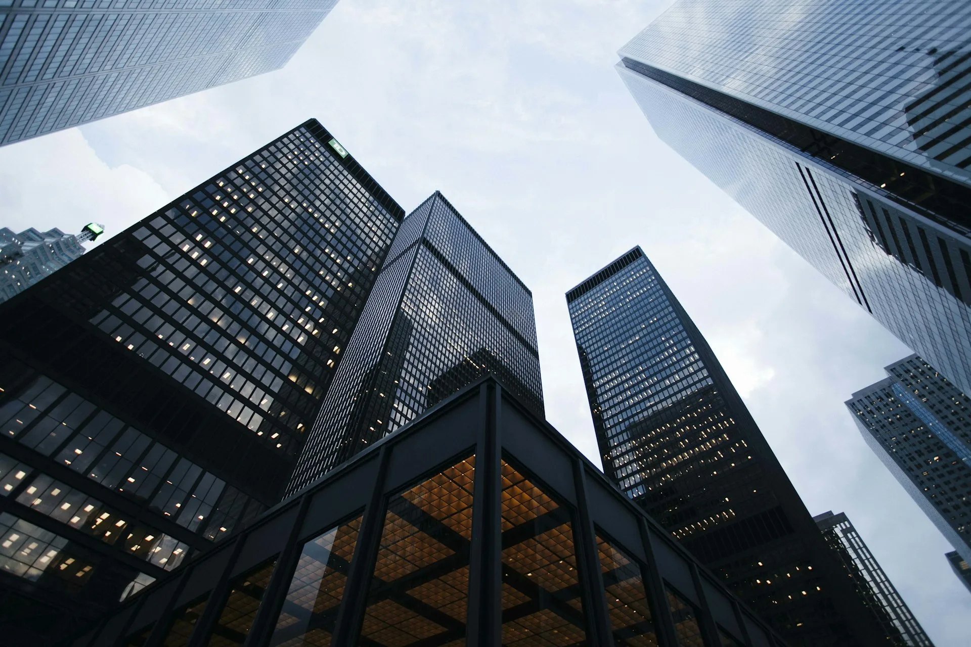 Corporate web development in Auburn Hills automotive sector